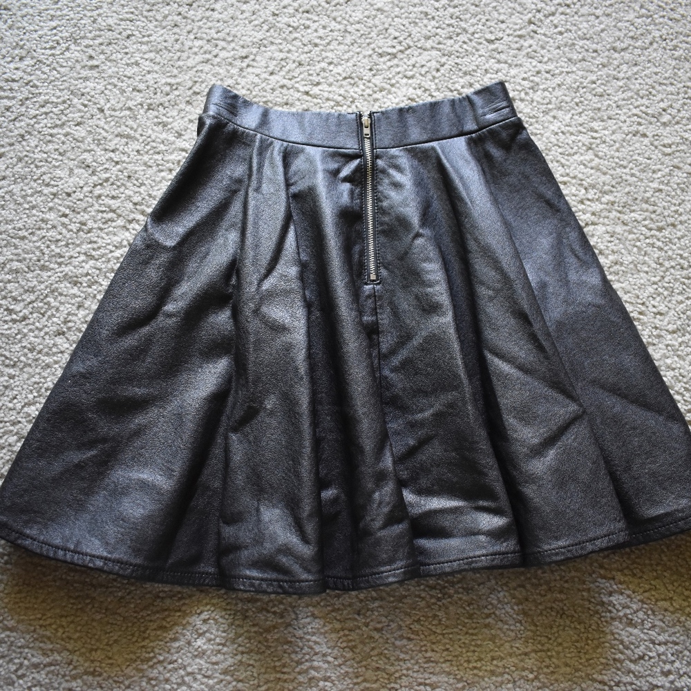 ASO Aria Montgomery Top Shop faux leather skirt - Picture 5 of 5